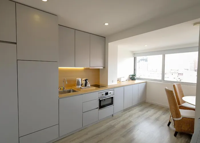 Happy Downtown By Pch Oporto