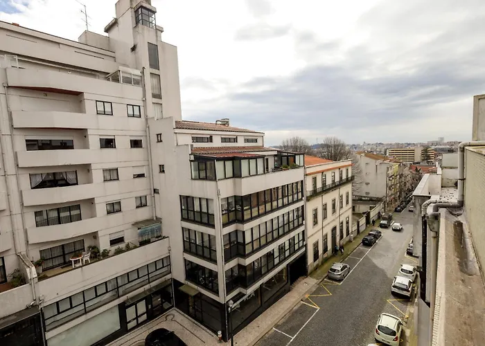 Happy Downtown By Pch *